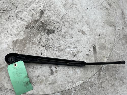 Used Rear windshield wiper arm Rear windshield wiper arm 37635939 37635939