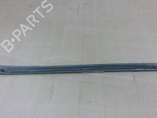 Door moulding trim VW GOLF PLUS V (5M1, 521) 1.6 TDI | BP28141685C150 