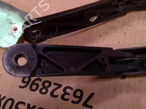 Front windshield wiper arm VW GOLF VI (5K1) 2.0 TDI | BP26183728C143 