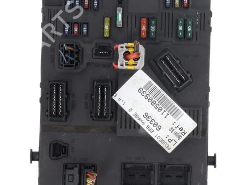 Used Fuse box PEUGEOT 206 Hatchback (2A/C) 1.4 16V (88 hp) 28283524