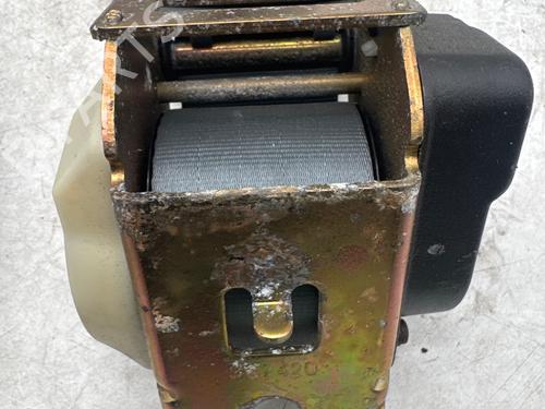 Used Rear left seatbelt Rear left seatbelt 37245979 37245979