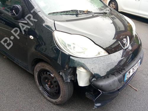 Right taillight PEUGEOT 107 (PM_, PN_) 1.0 | BP20369896C35 