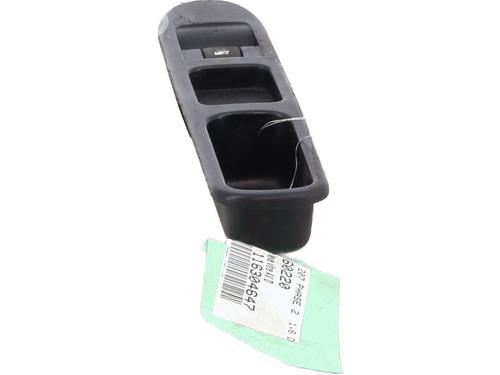 Used Right front window switch Right front window switch PEUGEOT 207 (WA_, WC_) 1.6 HDi (92 hp) 30690608 30690608