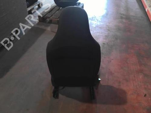 Sæde venstre fortil RENAULT TWINGO III (BCM_, BCA_) 1.0 SCe 70 (BCMB) | BP29596547C15 