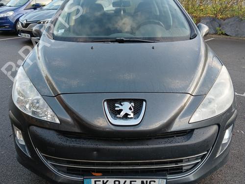 Brugte PEUGEOT 308 I (4A_, 4C_) 1.6 HDi (109 hp) 4395659