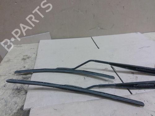 Front windshield wiper arm SUZUKI SWIFT V (AZ) 1.2 (A2L412, ZC83S) | BP31909725C143