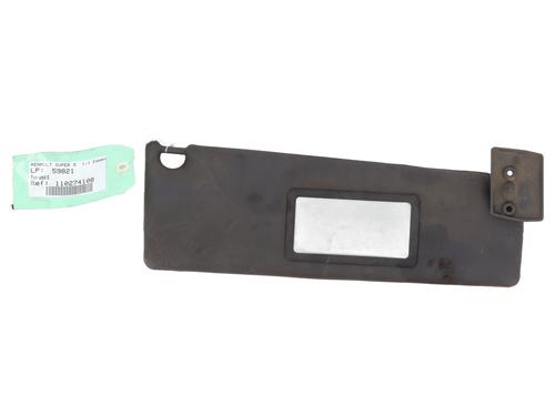 Used Right sun visor Right sun visor RENAULT SUPER 5 (B/C40_) 1.1 (48 hp) 28210926 28210926
