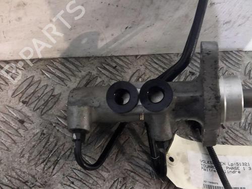Used Brake master cylinder Brake master cylinder VW TOUAREG (7LA, 7L6, 7L7) 3.2 V6 (220 hp) 20352073 20352073