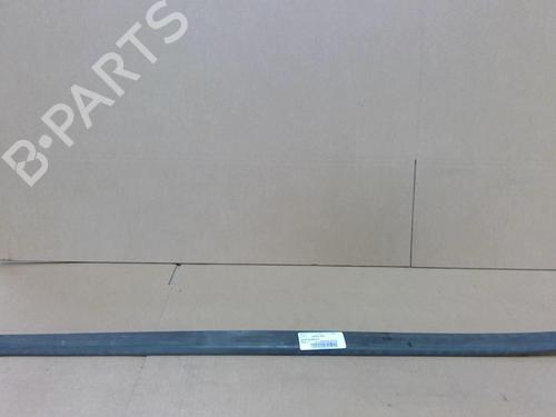 Used Door moulding trim RENAULT TWINGO II (CN0_) 1.2 16V (CN04, CN0B) (75 hp) 29041839