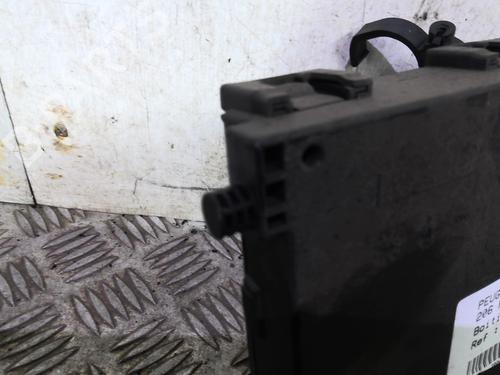 Used Fuse box Fuse box 20354539 20354539