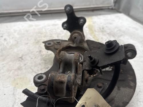 Used Left front steering knuckle Left front steering knuckle PEUGEOT 308 II (LB_, LP_, LW_, LH_, L3_) 2.0 GT BlueHDi 180 (177 hp) 40440672 40440672