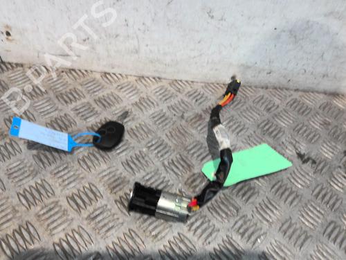 Used Ignition barrel DACIA SANDERO 1.5 dCi (68 hp) 20358709