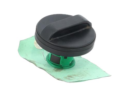 Used Fuel cap PEUGEOT 407 (6D_) 2.0 HDi 135 (6DRHRH, 6DRHRE, 6DRHRG, 6DRHRJ) (136 hp) 30261574