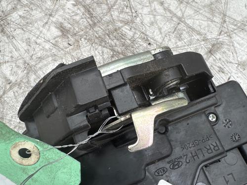 Rear left lock KIA STONIC (YB) 1.6 CRDi | BP36656666C100 - Image 2