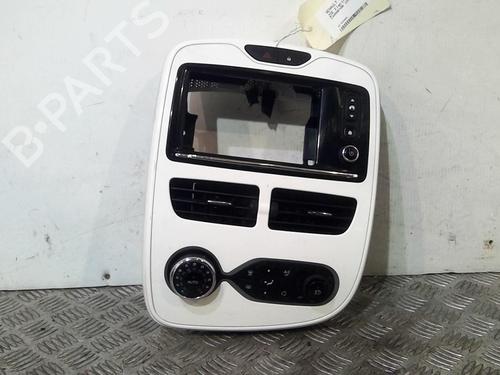 Used Climate control RENAULT ZOE (BFM_) ZOE (88 hp) 20366955