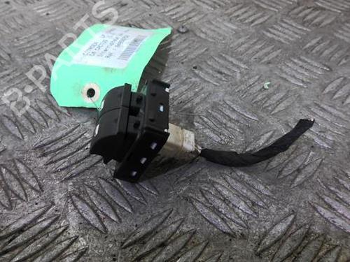 Used Left front window switch CITROËN C4 CACTUS 1.2 THP 110 (110 hp) 20360930