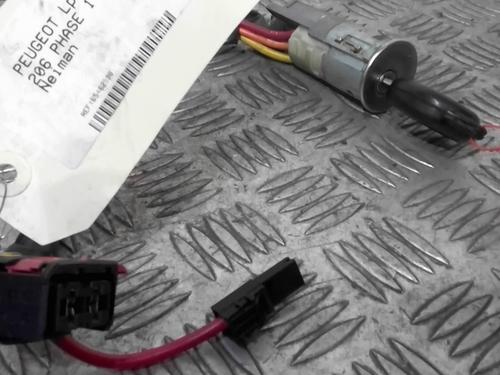 Used Ignition barrel PEUGEOT 206 Hatchback (2A/C) 1.4 i (75 hp) 20367426