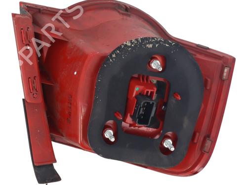 right-taillight-vw-passat-b6-3c2-2005-2006-2007-2008-2009-2010-2011-32128457 main image