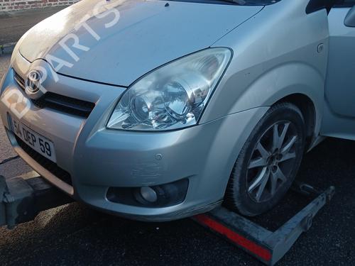 Right taillight TOYOTA COROLLA Verso (ZER_, ZZE12_, R1_) 2.2 D-4D (AUR10_, AUR10R) | BP31878746C35 