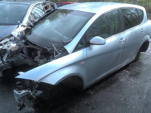 Left headlight SEAT TOLEDO III (5P2) 2.0 TDI 16V | BP20353009C28 
