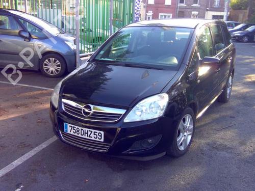 Left mirror OPEL ZAFIRA / ZAFIRA FAMILY B (A05) 1.9 CDTI (M75) | BP22000598C26 