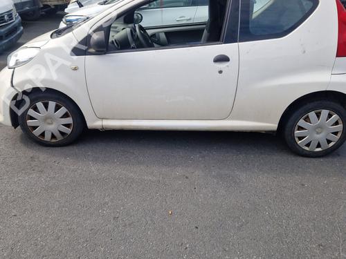Used Parts PEUGEOT 107 (PM_, PN_) 1.0 (68 hp) 4169954