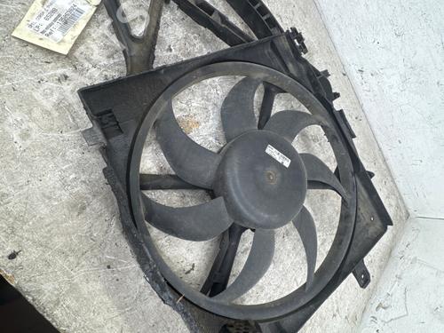 radiator-fan-opel-corsa-c-x01-2000-2001-2002-2003-2004-2005-2006-2007-2008-2009-40466999 main image