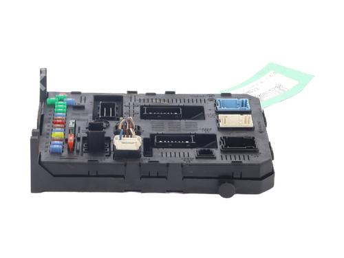 Used Fuse box Fuse box PEUGEOT 307 (3A/C) 1.6 HDi (90 hp) 24630146 24630146