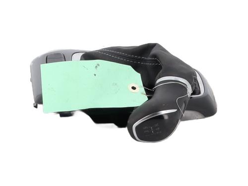 Used Gear lever OPEL CORSA F (P2JO) 1.2 (68) (75 hp) 28104406