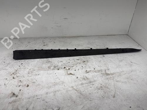 door-moulding-trim-renault-clio-iv-bh_-2012-2013-2014-2015-2016-2017-2018-2019-2020-2021-39551470 main image