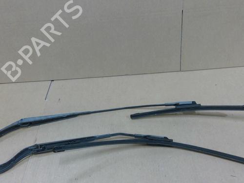front-windshield-wiper-arm-alfa-romeo-mito-955_-2008-2009-2010-2011-2012-2013-2014-2015-2016-2017-2018-29082806 main image