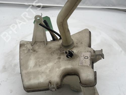 Used Windscreen washer tank Windscreen washer tank TOYOTA AURIS (_E15_) 2.0 D-4D (ADE150_, ADE150R) (126 hp) 33836986 33836986