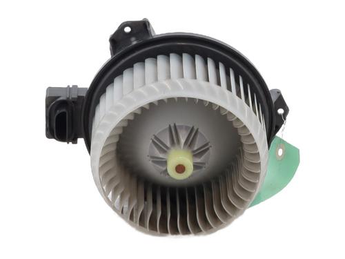 Used Heater blower motor SUZUKI SWIFT III (MZ, EZ) 1.3 DDiS (RS413D) (75 hp) 32872447