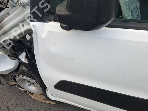 Left front window switch PEUGEOT PARTNER Box Body/MPV 1.6 HDi / BlueHDi 75 | BP32656809I27 - Image 37