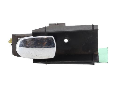 Used Front right interior door handle AIXAM CROSSLINE 0.4 (5 hp) 29706741