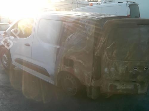 AC pipe CITROËN C8 (EA_, EB_) 2.2 HDi | BP21827225M126  - Image 11