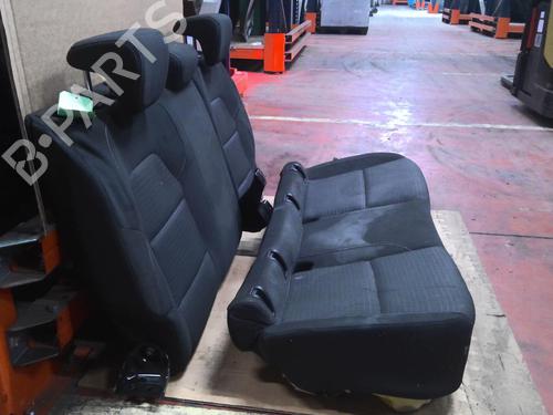 Siège arrière RENAULT ARKANA I (LCM_, LDN_) 1.6 E-TECH 145 (LDMU) | BP30489833C17 