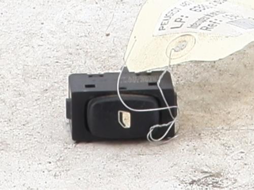 Right front window switch PEUGEOT 407 (6D_) 2.0 HDi 135 (6DRHRH, 6DRHRE, 6DRHRG, 6DRHRJ) | BP40289805I26 - Image 2