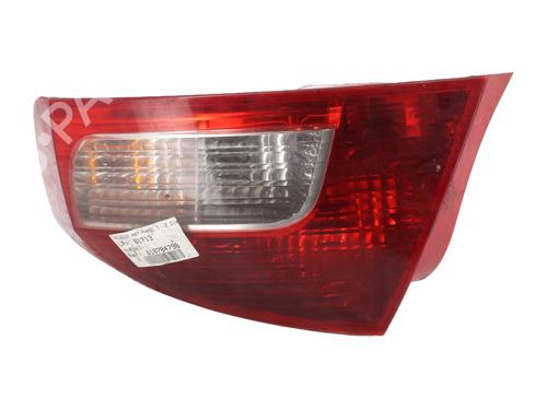 Højre baglygte PEUGEOT 407 (6D_) 2.0 HDi 135 (6DRHRH, 6DRHRE, 6DRHRG, 6DRHRJ) (136 hp) 31604211