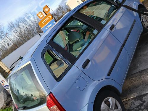 Left headlight FIAT IDEA (350_) 1.4 16V | BP31842239C28 - Image 9