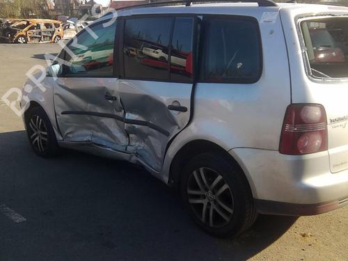 Left headlight VW TOURAN (1T1, 1T2) 1.9 TDI | BP22004824C28 