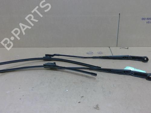 Used Front windshield wiper arm CITROËN C4 Grand Picasso I (UA_) 1.6 HDi (109 hp) 27161675