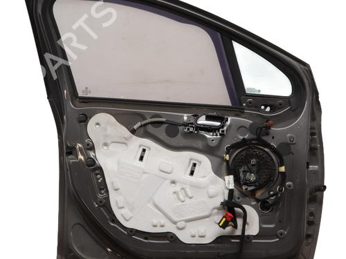 left-front-door-peugeot-2008-i-cu_-2013-32849994 main image