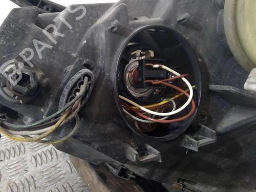 Used Right headlight Right headlight MERCEDES-BENZ A-CLASS (W169) A 180 CDI (169.007, 169.307) (109 hp) 20366841 20366841
