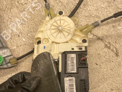 front-right-window-mechanism-renault-laguna-iii-bt01-2007-2008-2009-2010-2011-2012-2013-2014-2015-36591703 main image