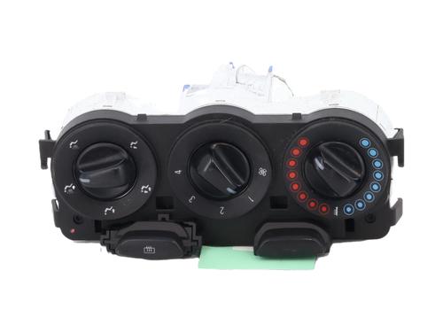 climate-control-opel-corsa-e-x15-2014-34256738 main image