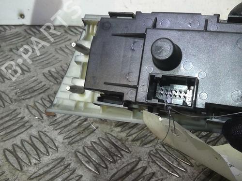 Used Headlight switch BMW 3 Coupe (E92) 335 xi (306 hp) 21067732