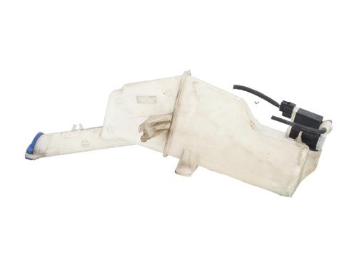 windscreen-washer-tank-hyundai-ix20-jc-2010-2011-2012-2013-2014-2015-2016-2017-2018-2019-32689315 main image