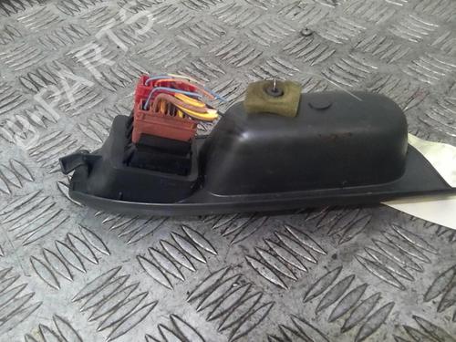 Used Left front window switch Left front window switch RENAULT SCÉNIC I MPV (JA0/1_, FA0_) 1.9 dCi (JA05, JA1F) (102 hp) 20368040 20368040