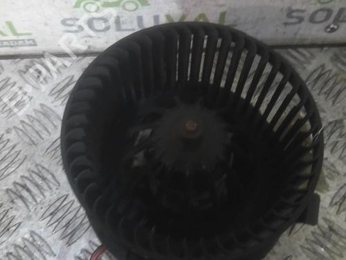 Used Heater blower motor Heater blower motor RENAULT TWINGO II (CN0_) 1.5 dCi (CN0U) (84 hp) 21827093 21827093